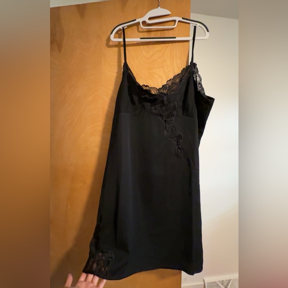 Elegant Black Lace Trim Mini Dress